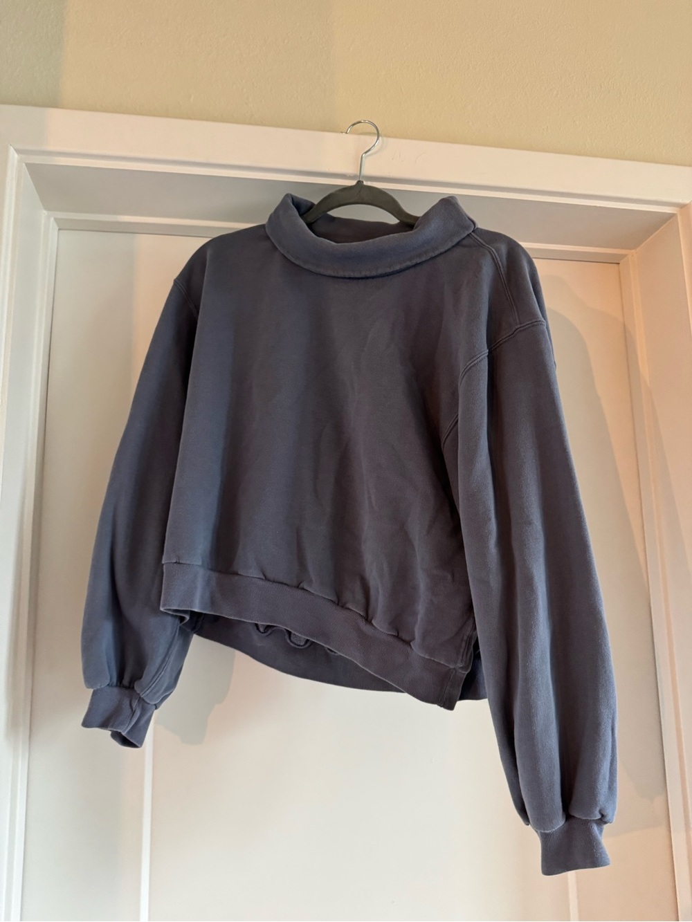 Abercrombie & Fitch Women's Slate Blue Mock Neck Pullover Sweatshirt